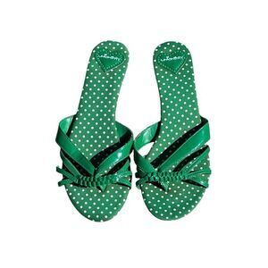 Unionbay Green White Polka Dots Low Heel Size 10M